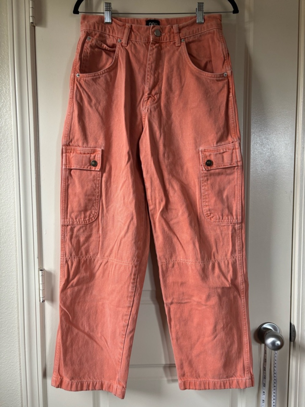 BDG Wide Leg Cargo Jeans Salmon Denim Women’s size 26 Urban Outfitters